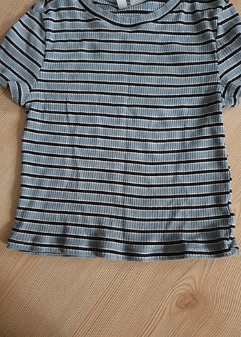 Gri Çizgili Kadın Kısa Kollu Tişört - Görsel 2