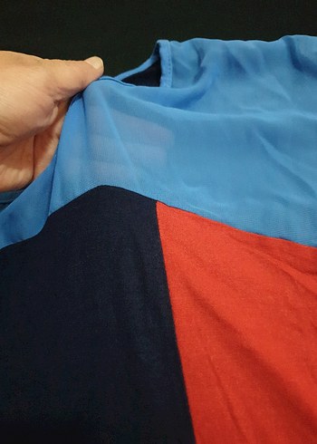 Renk Bloklu Kısa Kollu Rahat Tişört - Görsel 2