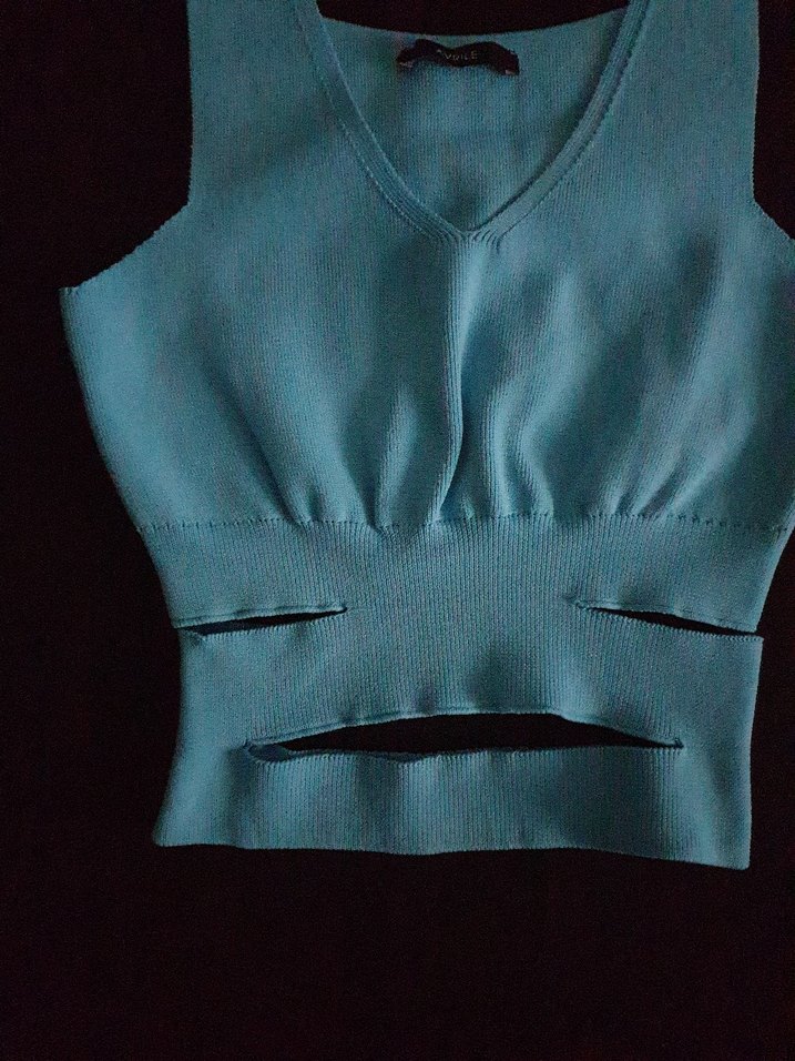 Mavi V Yaka Kemerli Mini Atlet - Görsel 2