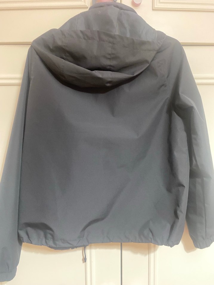 H&M erkek çocuk yağmurluk - Görsel 3