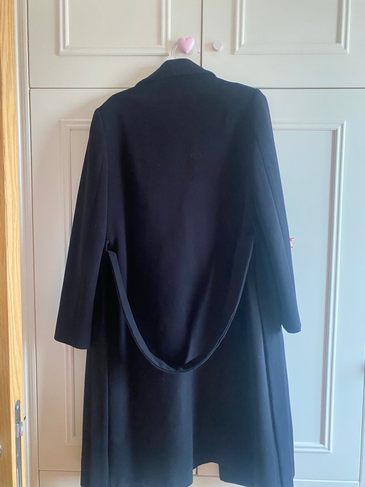 ADL Düğmeli Siyah Uzun Kaban - Görsel 3