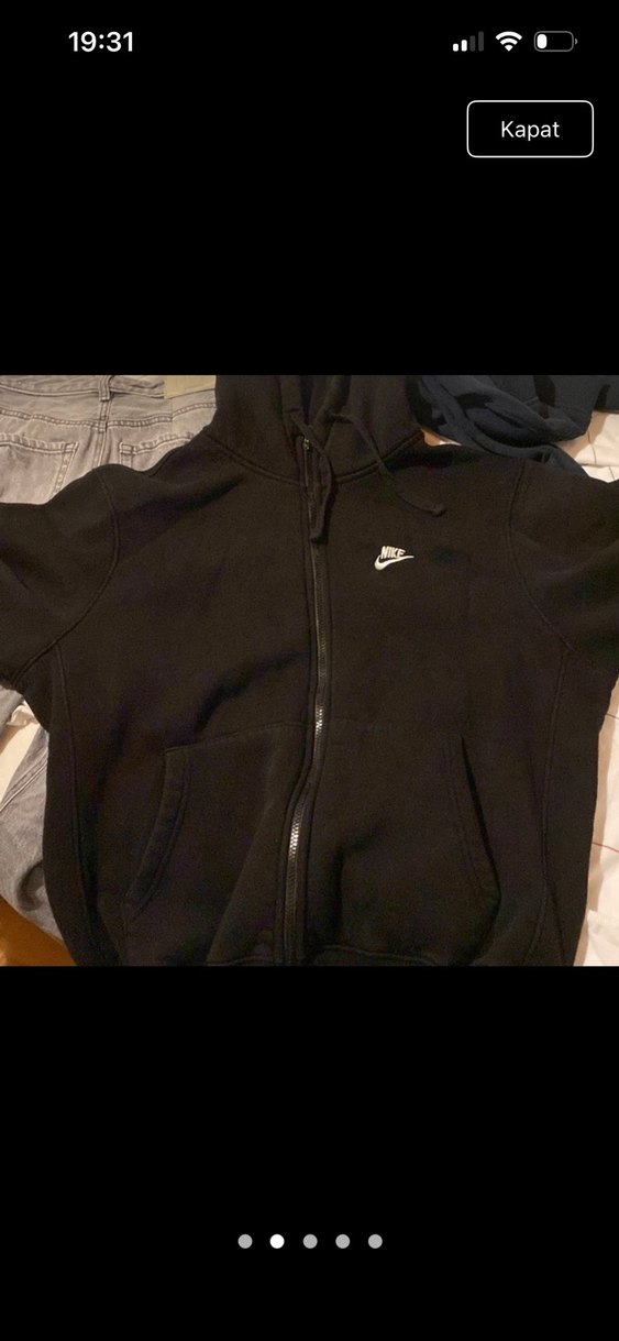 Nike Siyah Kapüşonlu Fermuarlı Sweatshirt — görsel 2/5