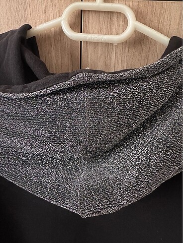 m Beden Simli sweatshirt