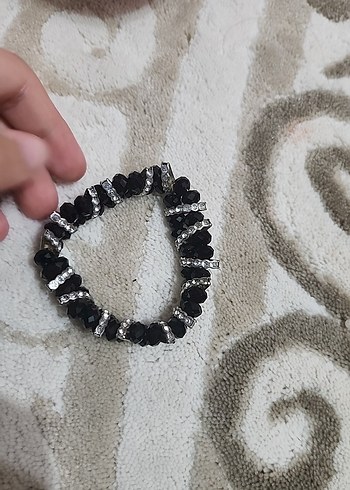 Diğer Siyah Boncuklu Gotik Bileklik