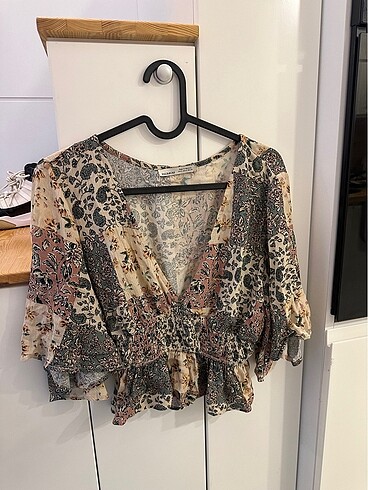 Pull&Bear dekolteli bluz