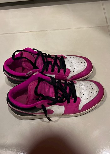 Pembe Kadın Spor Ayakkabı Siyah Bağcıklı - Görsel 2