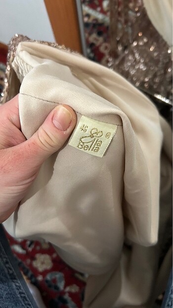 Pullu payetli abiye - Görsel 7