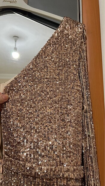 Pullu payetli abiye - Görsel 6