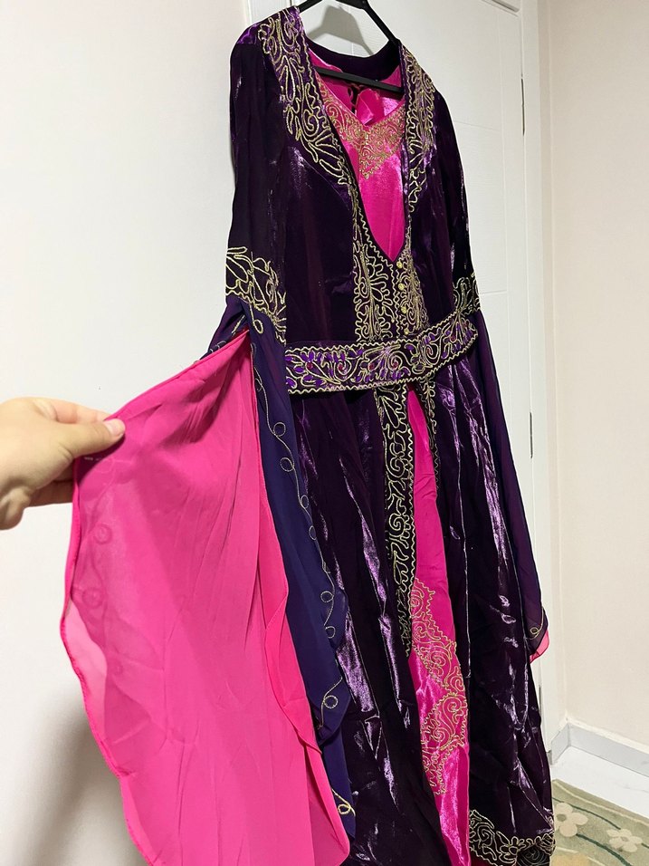 Mor Nakışlı Uzun Kadın Kına Elbisesi - Görsel 2