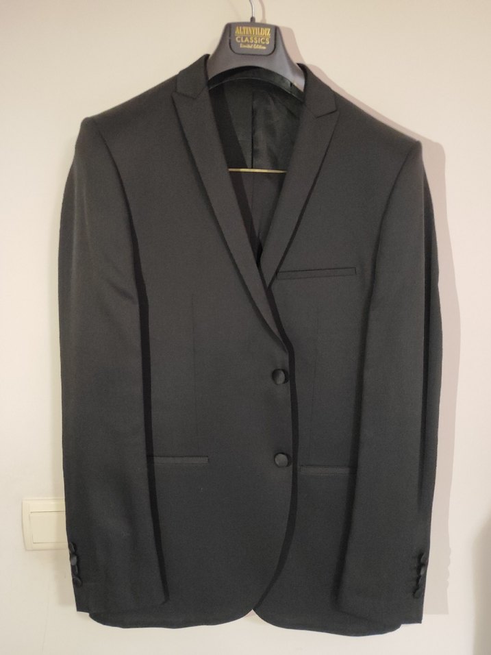 Düğmeli Siyah Erkek Takım Elbise Ceketi - Görsel 2