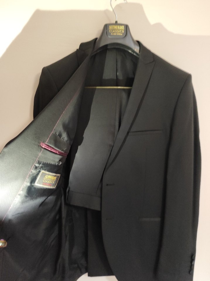 Düğmeli Siyah Erkek Takım Elbise Ceketi - Görsel 3