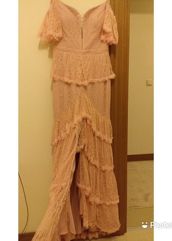 Pembe yırtmaçlı abiye - Görsel 2