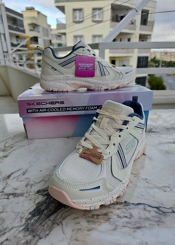 Skechers Hıllcrest Bayan Spor ayakkabı - Görsel 3