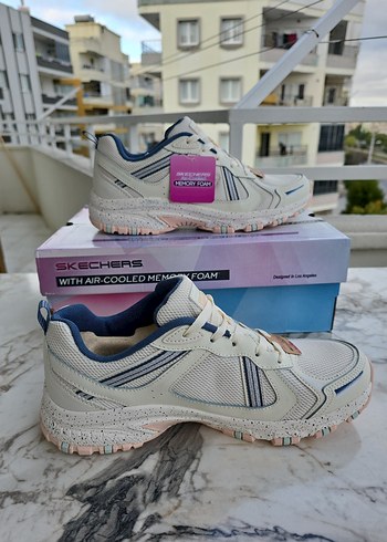 Skechers Hıllcrest Bayan Spor ayakkabı - Görsel 2