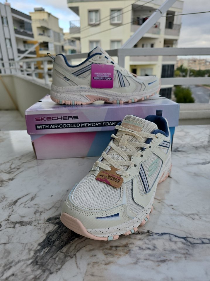 Skechers Hıllcrest Bayan Spor ayakkabı - Görsel 3