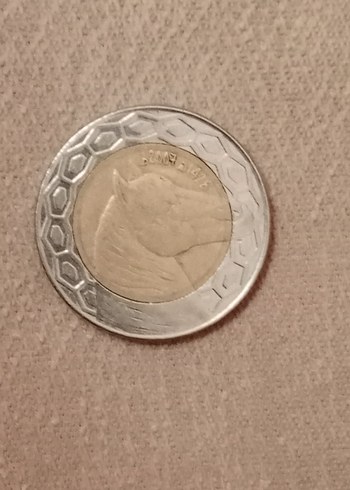  Beden kahverengi Renk Koleksiyonluk paralar Cezayir100Dinar,1Alman Markı,Ayasofya 1 TL