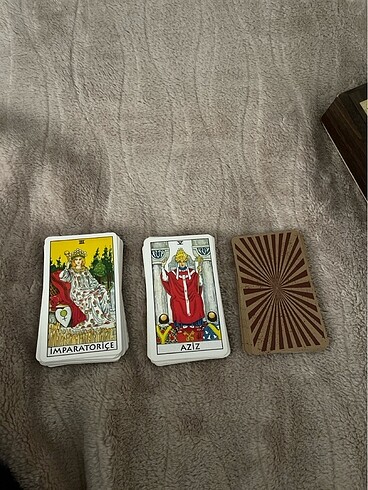  Tarot kartı