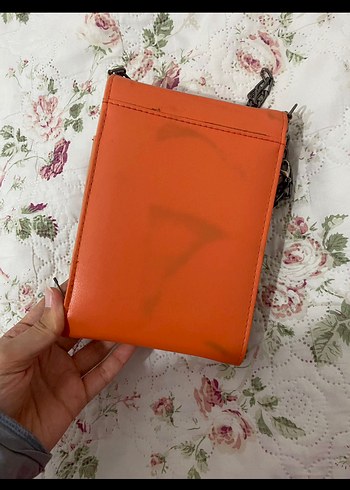 Turuncu Zincir Detaylı Deri Kadın Çapraz Çanta - Görsel 2