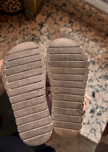 Kız Çocuk Pembe Kalp Desenli Sandalet - Görsel 6