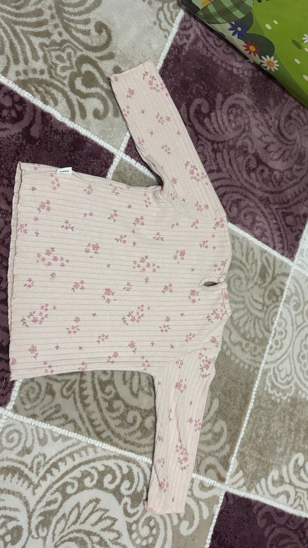 Kız Çocuk Çiçek Desenli Uzun Kollu Bluz - Görsel 4