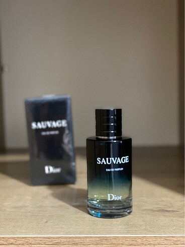 SUAVEGE DİOR