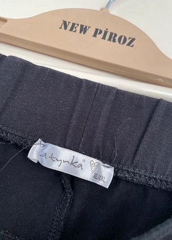 Siyah Baskılı Elastik Kadın Tayt - Görsel 2