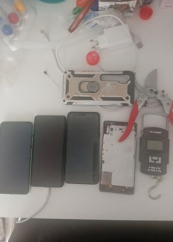 Samsung Parcali Telefon Ve Aksesuar Seti