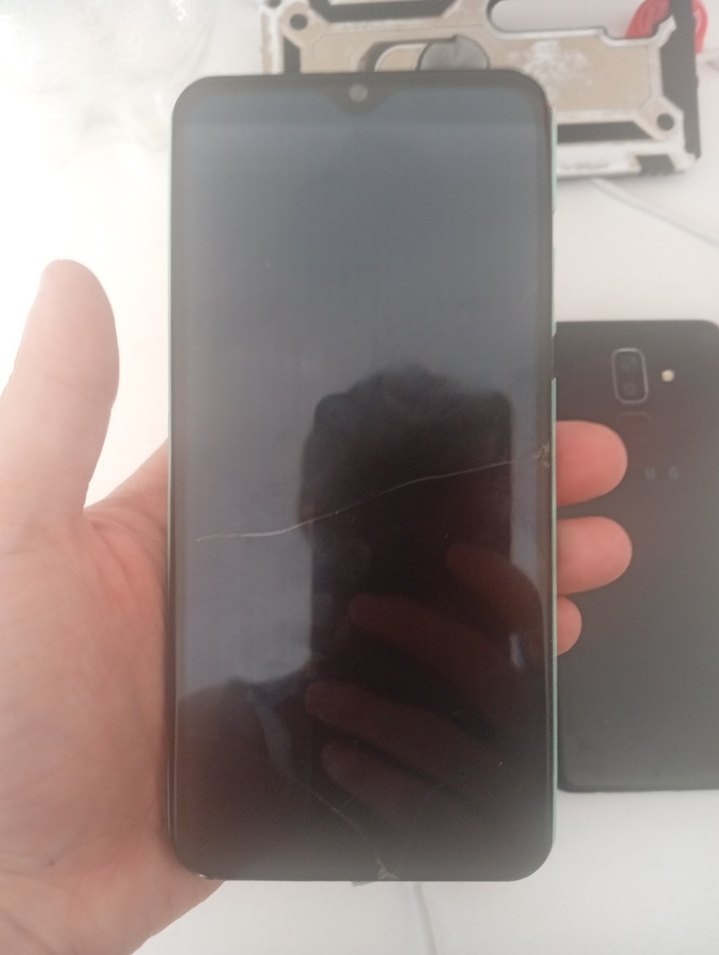 Parçalı Telefon ve Aksesuar Seti — görsel 8/17