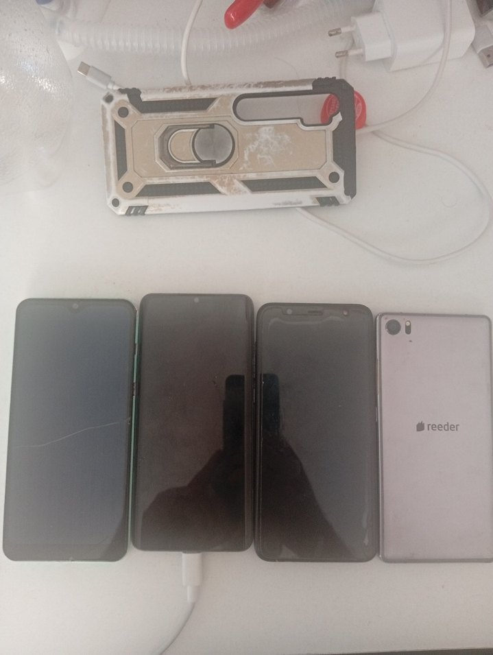 Parçalı Telefon ve Aksesuar Seti — görsel 14/17