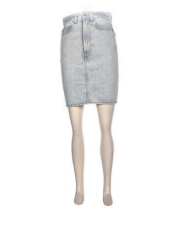 H&M Mini Etek %70 İndirimli.