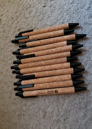 Doğal Mantar Kaplama Siyah Uçlu Tükenmez Kalem