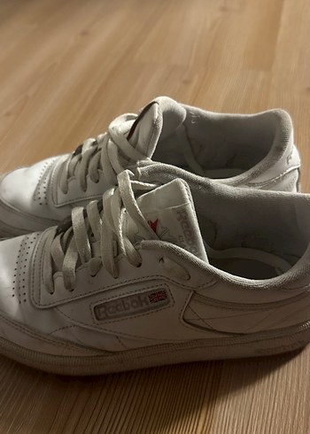 Reebok Beyaz Bağcıklı Kadın Spor Ayakkabı
