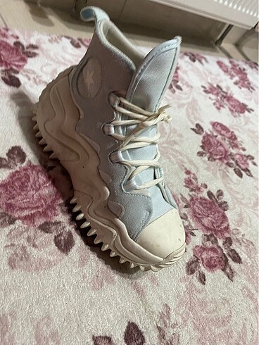 37 Beden mavi Renk Converse