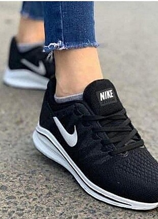 Spor ayakkabı
