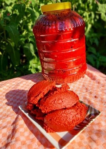 tatlı biber salçası