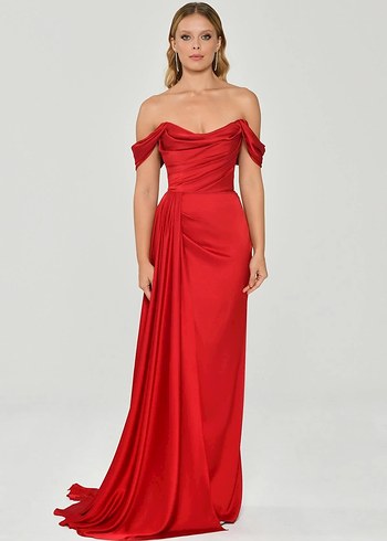 omuzları düşük straplez saten uzun abiye elbise - Görsel 3