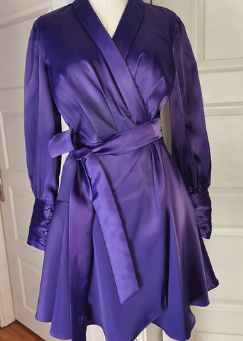 Parlak Mor Kemerli Mini Saten Elbise - Görsel 3