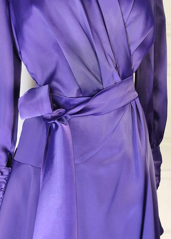 Parlak Mor Kemerli Mini Saten Elbise - Görsel 6