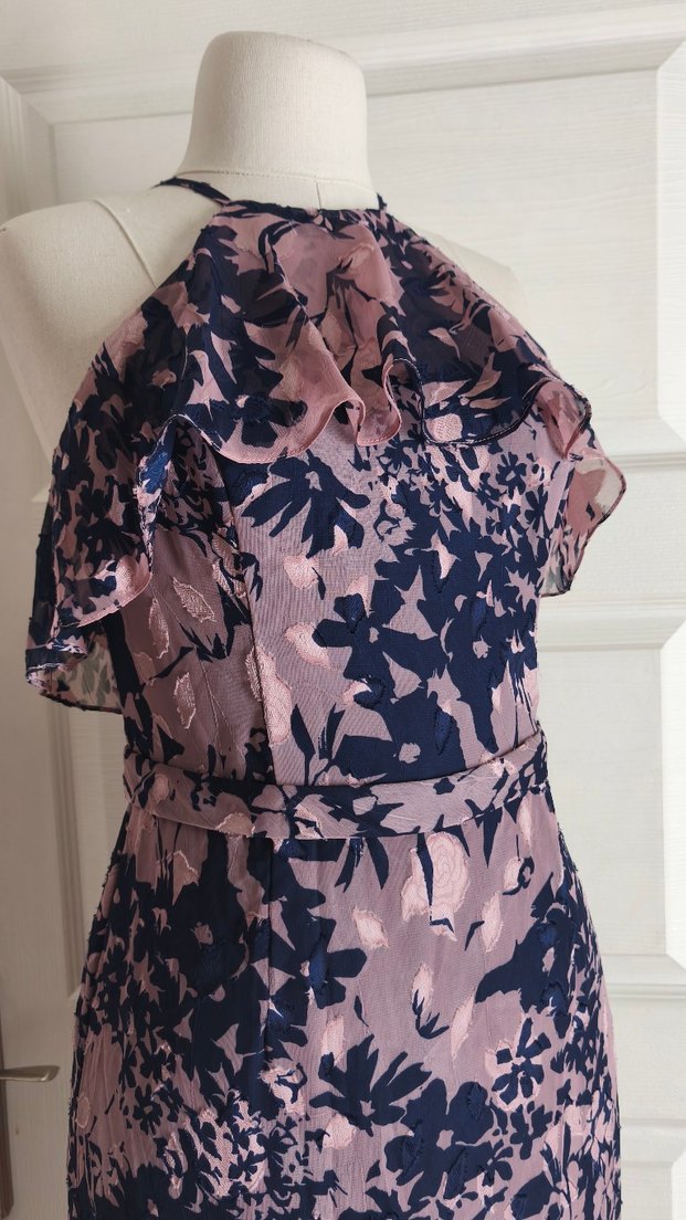 Pembe Desenli Uzun Drapeli Kadın Elbise - Görsel 2