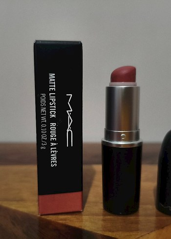 MAC Velvet Teddy Ruj 617 Bej - Görsel 2