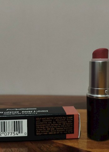 MAC Velvet Teddy Ruj 617 Bej - Görsel 3