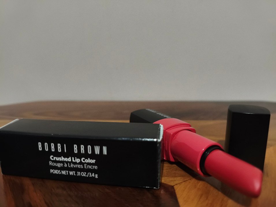 Bobbi Brown Koyu Kırmızı Ruj - Görsel 3