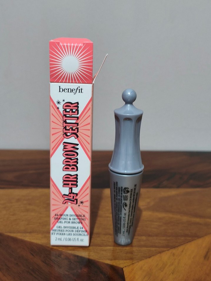 Benefit Sihirli Kaş Sabitleyici Jel - Görsel 4