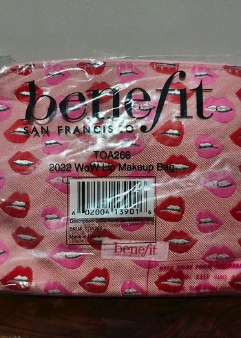 Benefit Desenli Kadın Makyaj Çantası - Görsel 7