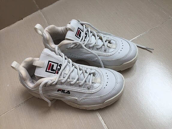 36 Beden beyaz Renk Fila spor ayakkabı