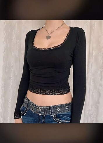 Uzun kollu crop 