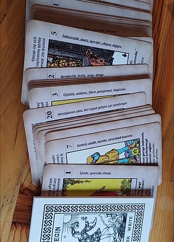 Beden Renk Tarot kartları