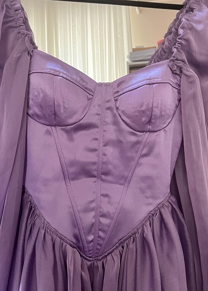 LİLA KORSELİ KISA ELBİSE - Görsel 2