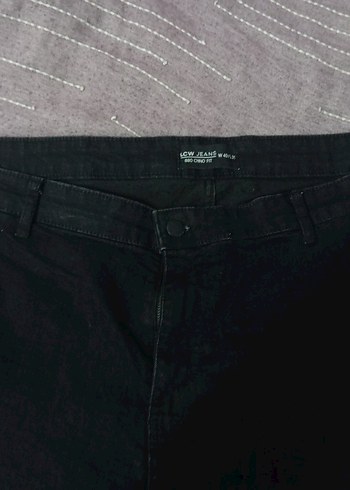Düğmeli Siyah Denim Pantolon