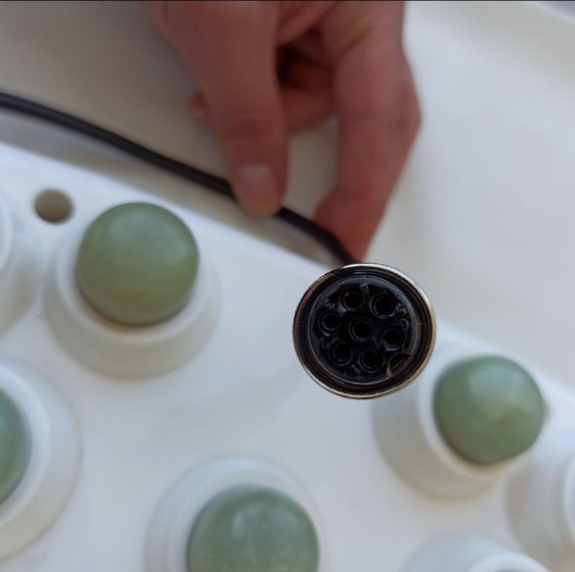 Elektrikli yelim taşlı Masaj Aleti - Görsel 3